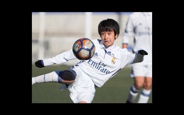 ９歳でレアル下部組織入りの中井卓大は、「スペイン人化」して成長中