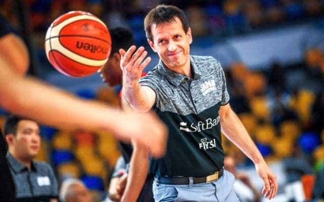 【U-19ワールドカップ総括】日本を率いたトーステン・ロイブル（前編）「世界のトップ10になったチームを誇りに思う」