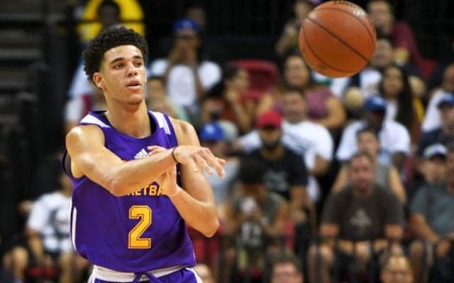 ロンゾ・ボールがサマーリーグで連日のトリプル・ダブル達成、足にはアディダス!?