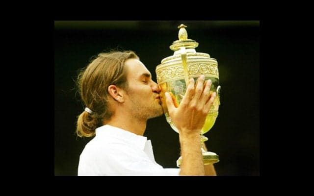 ポニーテール姿から14年。フェデラーとウインブルドンの特別な関係