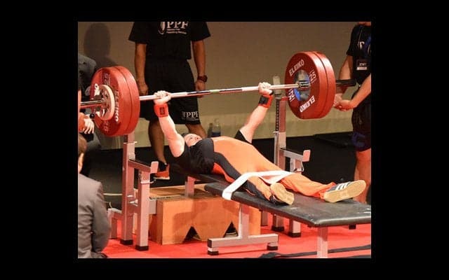 「君もやってみないか？」の勧誘でパラ・パワーリフティングが強化中