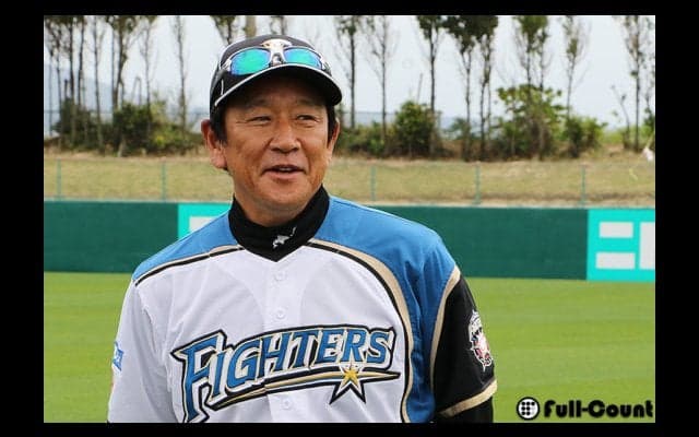 1000勝達成の日本ハム栗山監督、大谷の場外特大アーチに一言「風です」