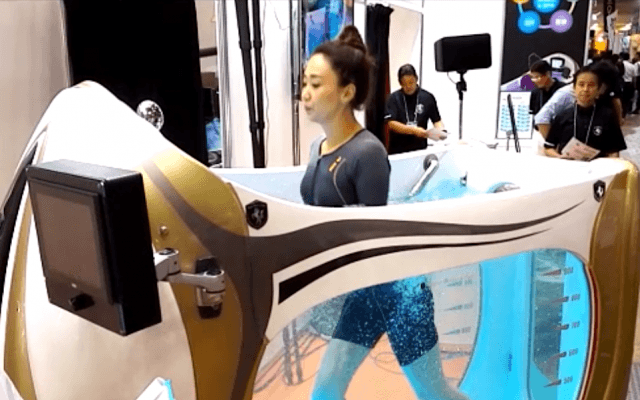 トレーニング・シャワー・スパ入浴がこれ1台で！ インパクト大の「Water Walker & Spa Steed pro」【SPORTEC 2017 #1】