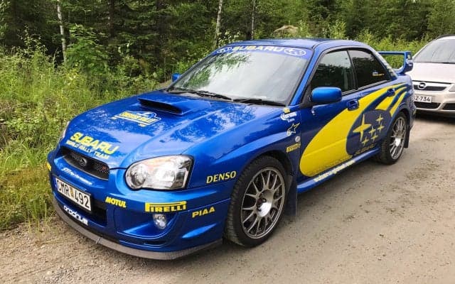 インプレッサWRC2004レプリカ発見！ ニャオキ＆イヌスケのホゲホゲWRC日記@フィンランド