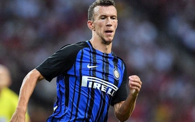 ペリシッチのマンU行きは難航、インテル指揮官は「終わった話」と宣言