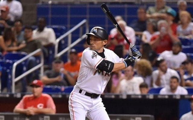 イチローが代打で二塁打、メジャー歴代22位タイの通算3060安打