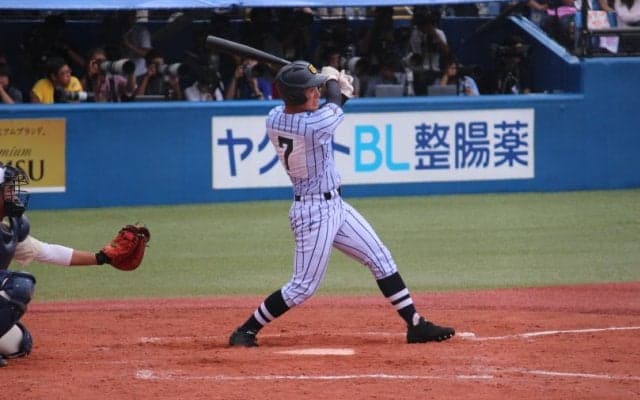 東海大菅生・佐藤弘教。中学野球のエリートが苦悩の先に掴んだもの【高校野球コラム】