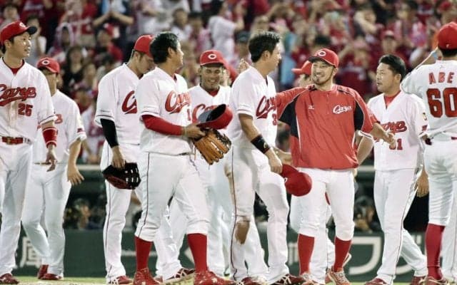 打線爆発14安打14得点！広島東洋が大勝で60勝到達！