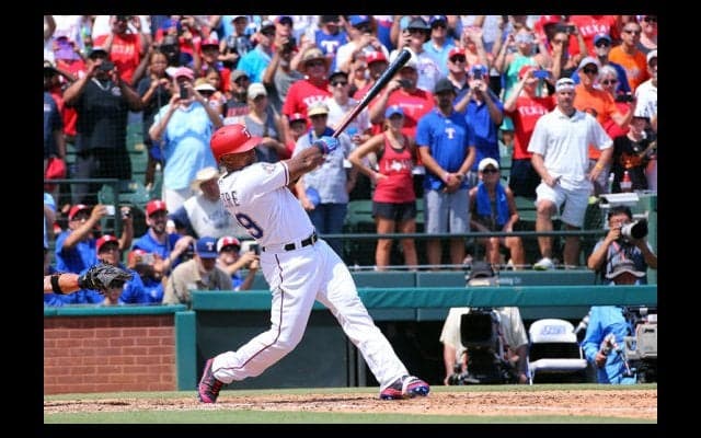 祝3000本安打！　親友の敵エースがベルトレに見せた粋な祝福が話題に