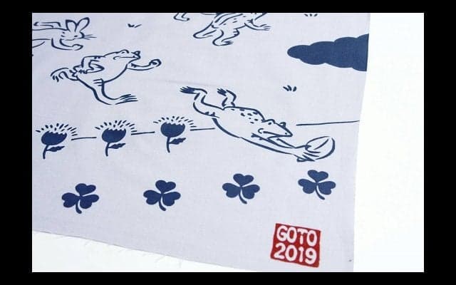  かわいいぞ。「鳥獣ラグビー手ぬぐい Go to 2019」好評発売中。 