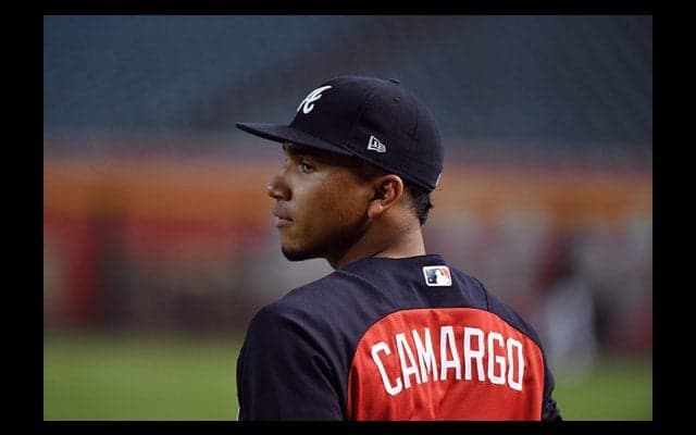 いったい何が…ルーキーが試合開始前に転倒→そのまま負傷退場の“悲劇”