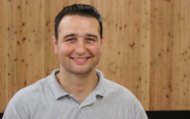 相撲は子どもの“学び”につながる。2児の父・鳴戸親方が語る子育て