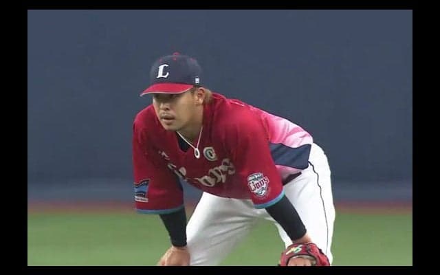 西武浅村、二遊間へのゴロを好捕→ジャンピングスロー　ヒット阻止の美技