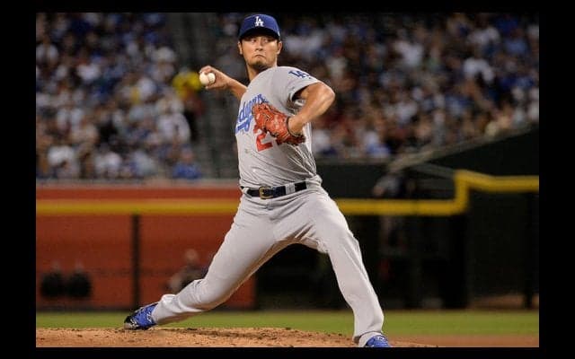 ダルビッシュのそっくりさんが敵地出現、米で話題に「忠実なファンがいる」