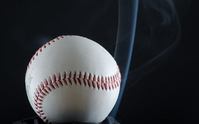 ヤクルト、ブキャナンが2失点完投で6勝目…中日はバルデスが誤算