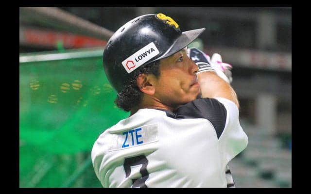 地道な筋トレ効果あり、ソフトB松田が右翼へ先制弾「最高の結果になった」