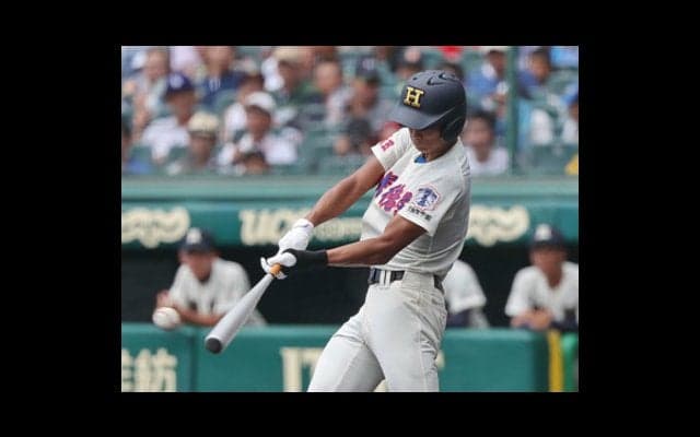 バットを刀のように。花咲徳栄の「サムライ」西川愛也が放つ必殺打撃