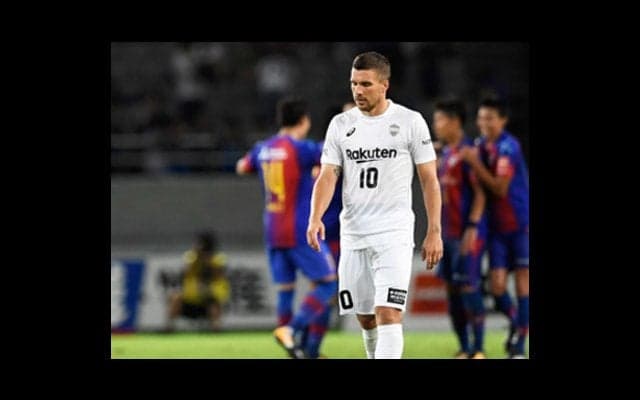 本人イライラ、仲間はビクビク。神戸が迷走するポドルスキの使いみち