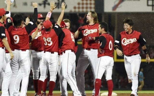 エルドレッドがサヨナラ打！広島東洋が4点差を覆して優勝マジック24！