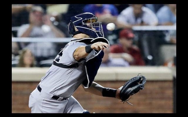 ヤンキースの若きスター捕手、相手の走塁を「台無し」にする「キャノン送球」