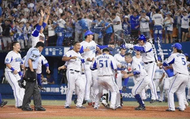 クリーンアップ3連発で逆転サヨナラ！横浜DeNAが本拠地で劇勝！