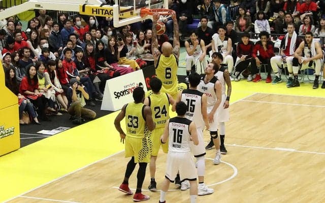 サンロッカーズ渋谷、フンザとスポンサー契約…チケキャンダンクシート販売