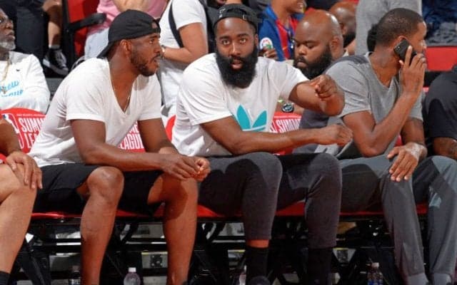 ロケッツのジェームズ・ハーデンとクリス・ポールがイベントで競演、新バックコートコンビへの期待を煽る妙技を連発！