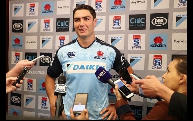  レッズ退団の豪州代表LOシモンズはワラターズ移籍決定　2年契約 