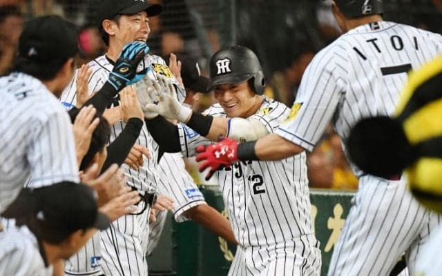 阪神の2年目坂本が3安打4打点！初のお立ち台へ！