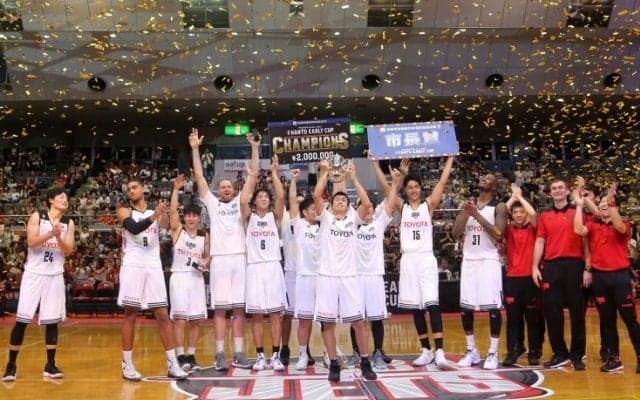 田中大貴が自らの誕生日を祝うここ一番での大暴れ、アルバルク東京が千葉ジェッツとの激闘を制し『関東』王者に!!