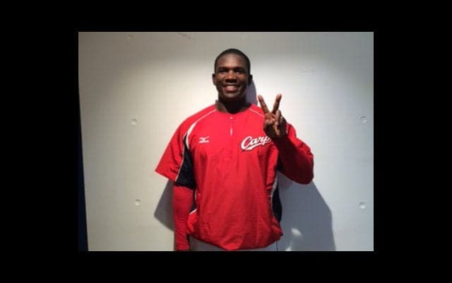 広島カープ・クレート通訳に、お立ち台でないところで話を聞いてみた 