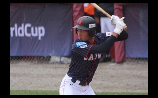 侍、6回に逆転に成功！　3安打＆相手失策が絡み2得点