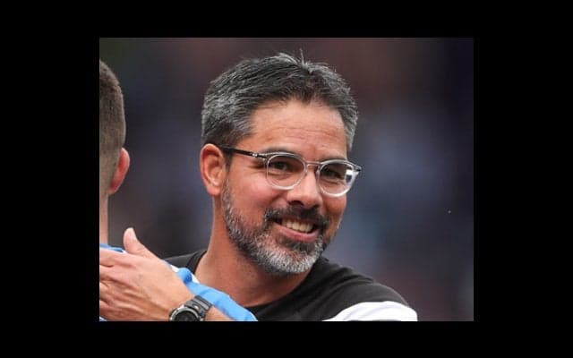 プレミア初昇格で３位。選手がファンと一緒に食堂の行列に並ぶクラブ