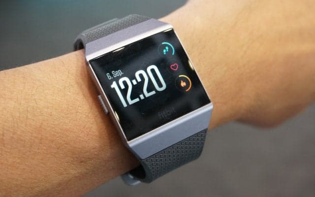 スポーツシーンでどれだけ活躍する？ Fitbitの新スマートウォッチ「ionic」を体験してきた┃ベルリン現地レポ #1