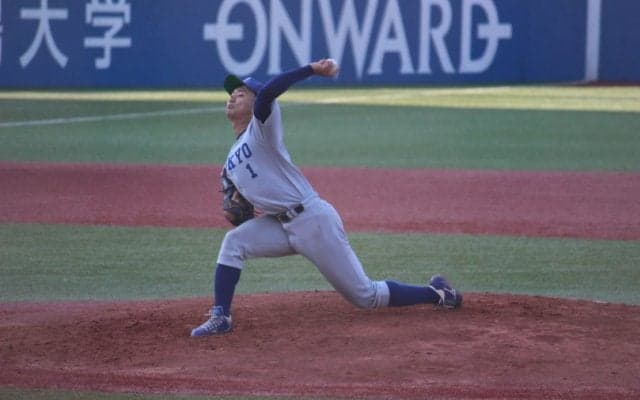 東大・宮台康平が昨春以来の完投も8失点。立大連覇へ連勝発進【東京六大学野球】
