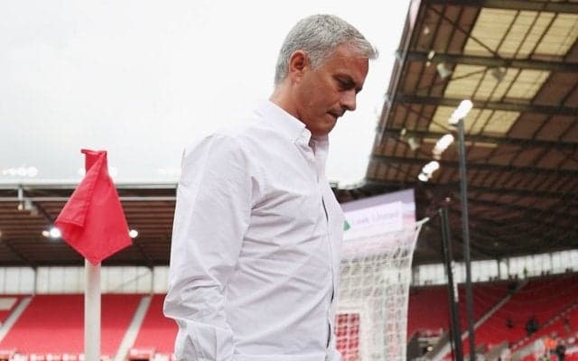 マンUのモウリーニョ監督、開幕連勝ストップも動じず「難しいリーグだと分かっている」