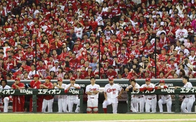 東京ヤクルトが逆転勝ち！広島東洋の優勝決定は持ち越し…