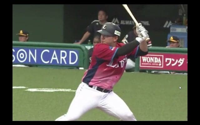 西武打線が怒濤の攻撃、ホークス和田から4本の長短打と犠飛で4点を先制