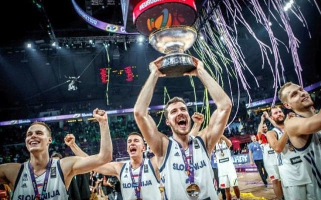 スロベニアがユーロバスケット初優勝！ 大会MVPは決勝戦で35得点を記録したNBAヒート所属のゴラン・ドラギッチに