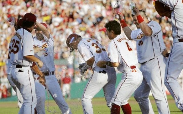 則本熱投で土壇場9回一挙4点！東北楽天が劇的サヨナラ勝ち！