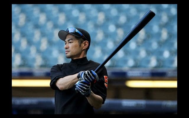 後半戦打率は.324、“V字回復”のイチロー来季残留の可能性を地元紙報じる