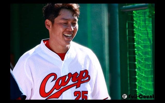 37年ぶり連覇、広島の優勝会見全文　新井「若いみんなが頼もしかった」