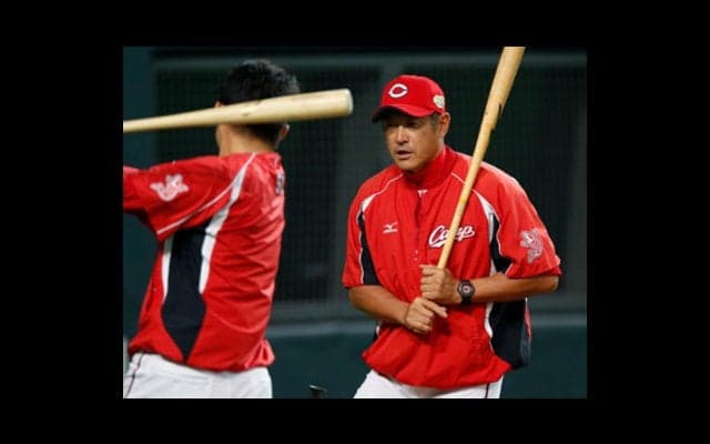 貧打を変えた石井琢朗コーチの教え。カープ打線は７割の失敗を生かす