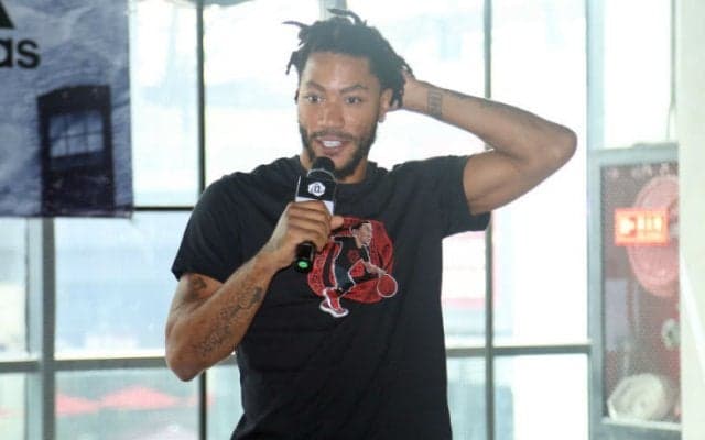 ベテラン最低保証額でキャバリアーズと契約したデリック・ローズ、レブロン・ジェームズの後押しを受けて復活なるか