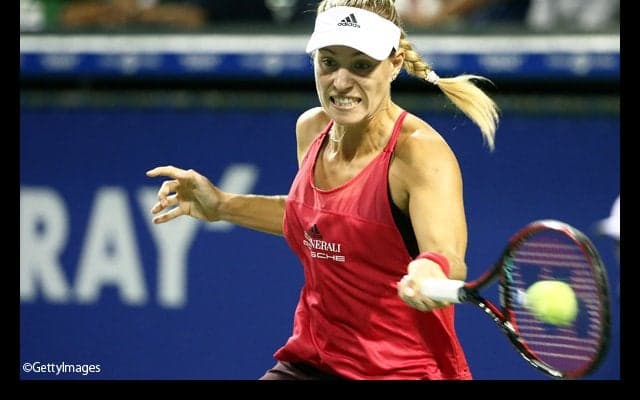 ケルバーがプリスコバとの元世界ナンバーワン対決を制して4度目の準決勝進出 [東レPPO]