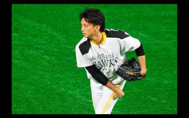 鷹・東浜が腰の張りで抹消へ　工藤監督「無理させない」　最多勝は雄星次第に