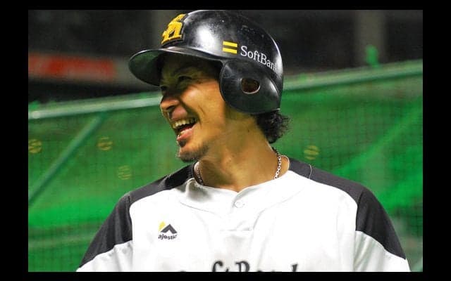 ソフトB松田がヤフオクドーム100号「来季に持ち越さなくてよかった」