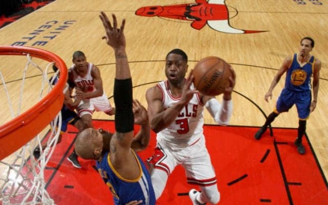 ブルズとの契約バイアウトが成立したドウェイン・ウェイドに接触したチームの中にはウォリアーズが!?