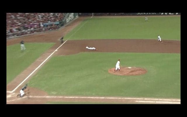 9回に連続ファインプレーが飛び出し、広島がホーム最終戦を白星で締める ハイライト動画【9/28 広島東洋カープ 対 東京ヤクルトスワローズ】