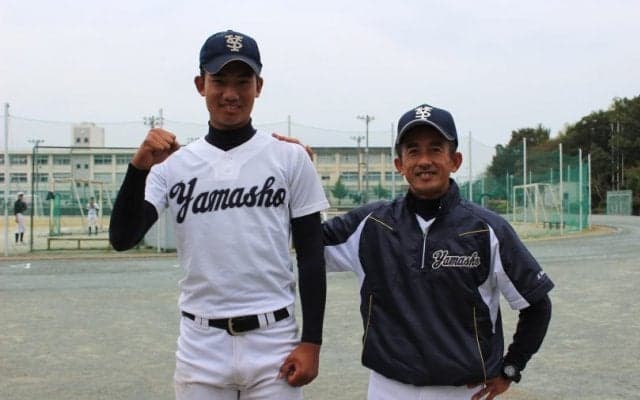 角度を生かした投球光る大型右腕・宮原大樹（宇治山田商）「勝負の冬」【2017年ドラフト候補】